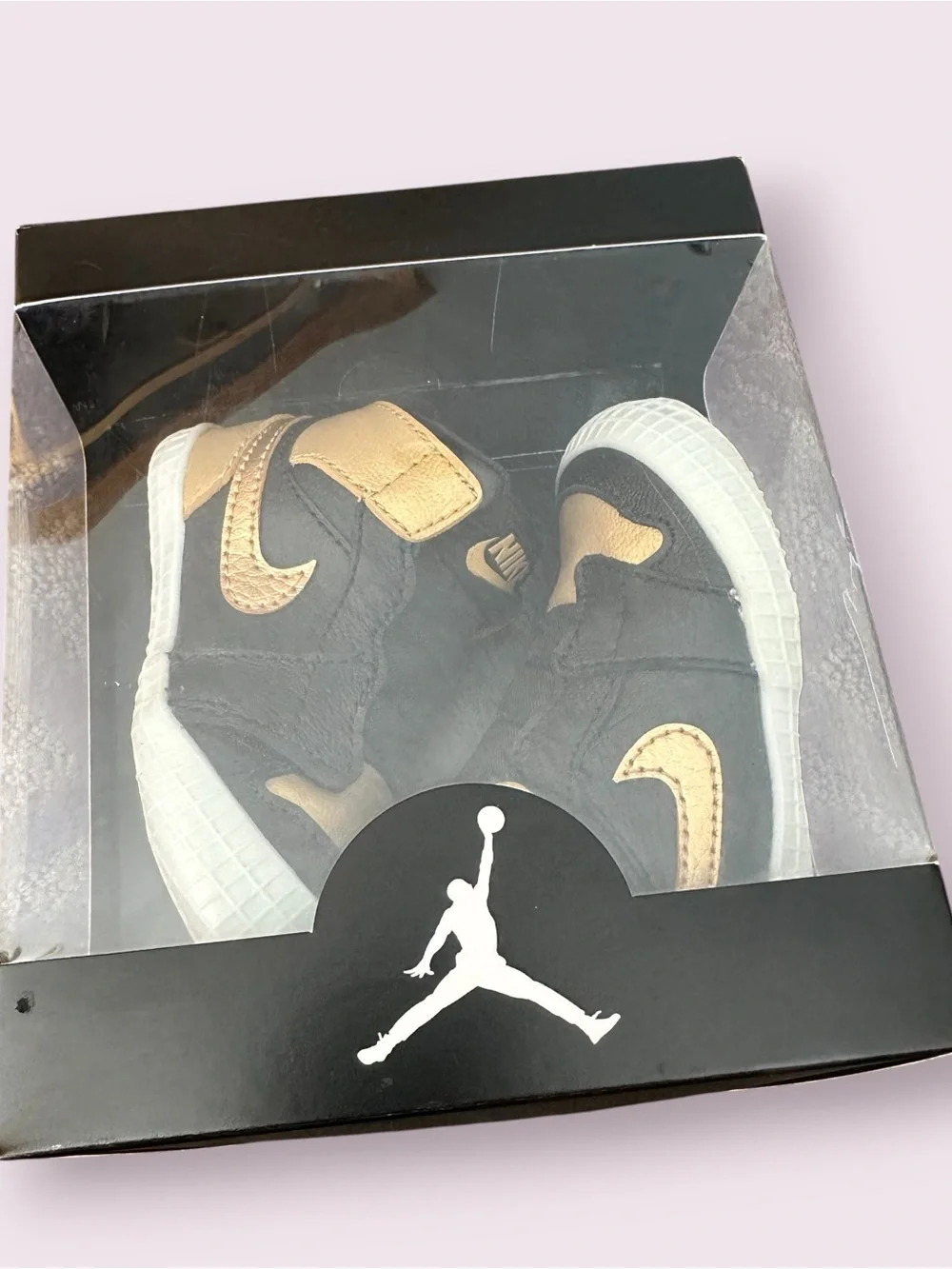 New In Box Nike Air Jordan 1 Crib Bootie Sneakers in Black and Gold Size 4C